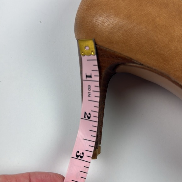 Stuart Weitzman blog camel vecchio Napa platform pump - Picture 7 of 8